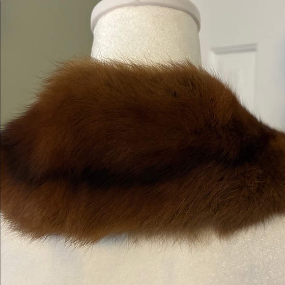 Vintage Brown Fur Collar - Picture 2 of 6